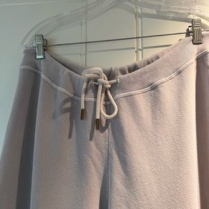 THE GREAT The Cropped Sweatpant.